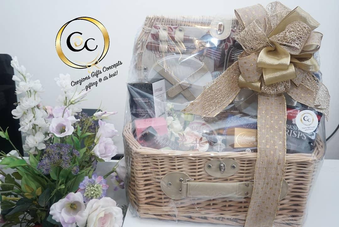 Crezions Gifts Bespoke and Personalised Gifts for Bridals, Parents, Birthdays, Graduation, Baby Shower, Couples and Bachelorette