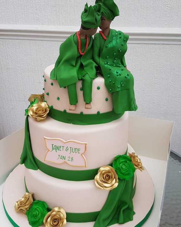Sweet Essence Cakes for Events and Weddings